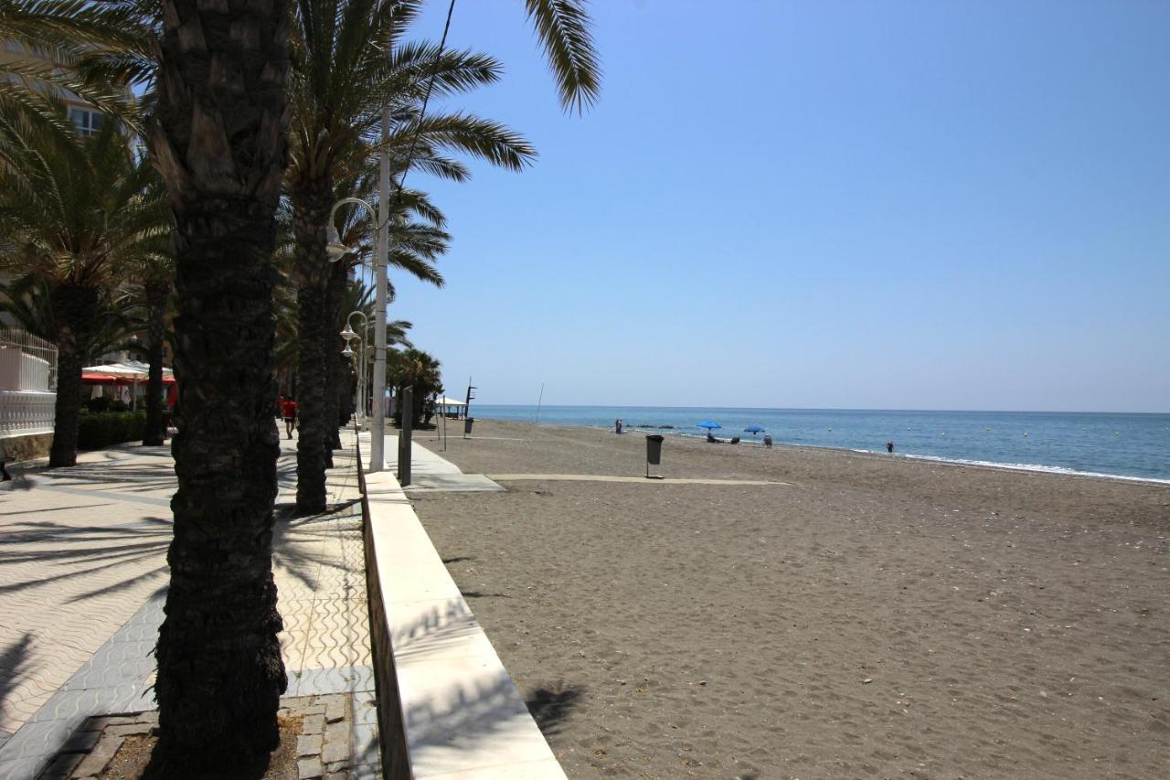 Una Gran Experiencia En La Costa Del Sol, A Pie De Playa Algarrobo Costa Buitenkant foto